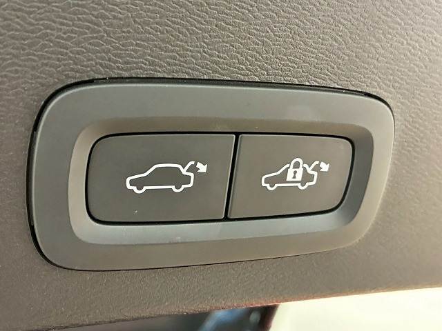 XC40Plus Pro B3 内装他