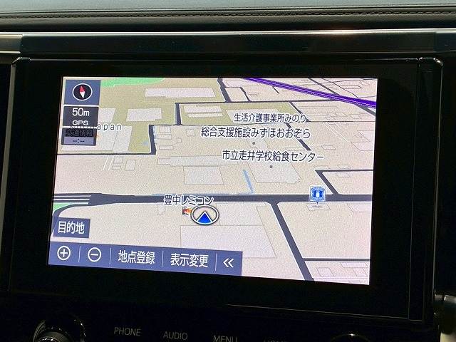 トヨタ アルファードの画像3