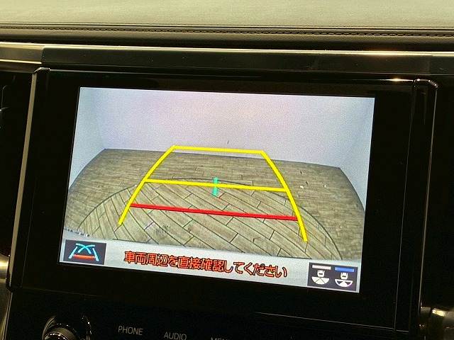 トヨタ アルファードの画像4