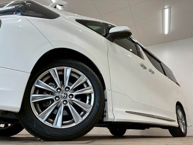 トヨタ アルファードの画像18