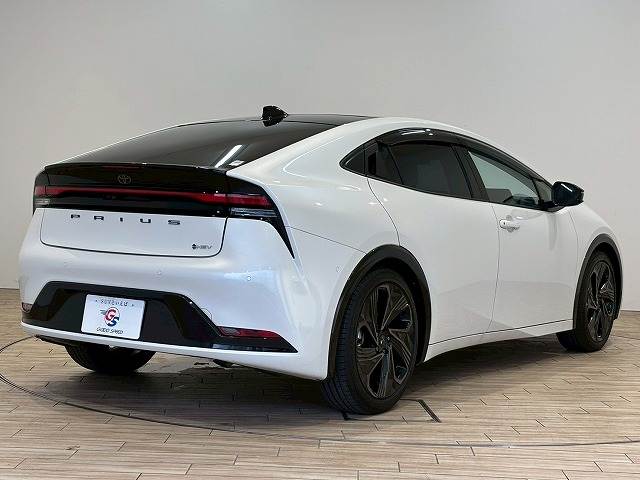トヨタ プリウスの画像16