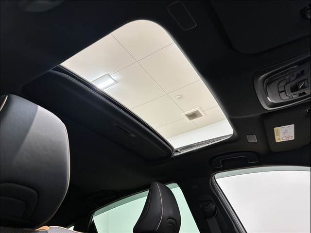 クラウンクロスオーバーRS “Advanced” 内装他