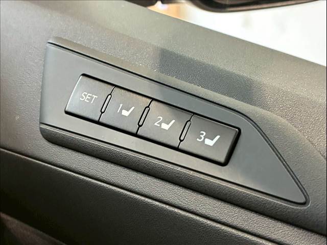 トヨタ アルファードの画像7