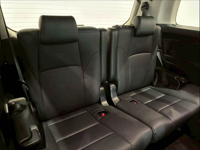 トヨタ アルファードの画像11