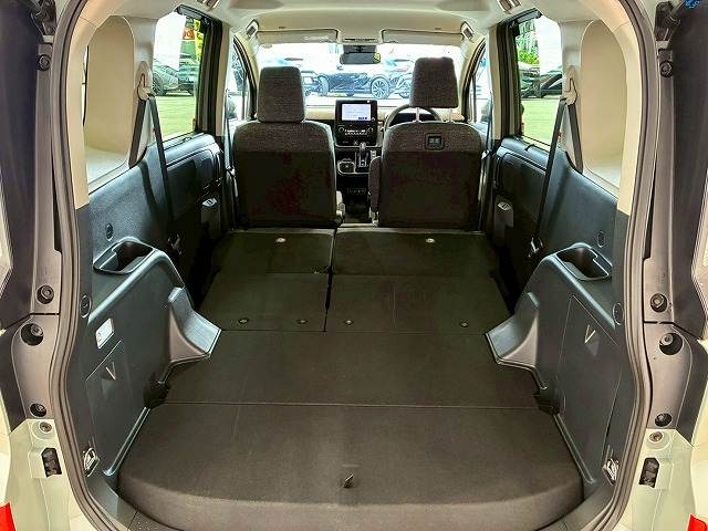 トヨタ シエンタハイブリッドの画像11