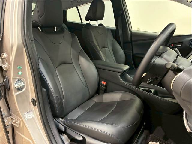 トヨタ プリウスの画像9