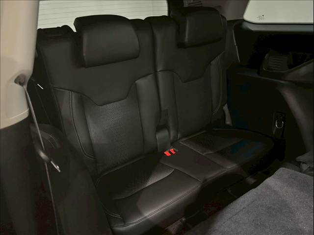 クライスラー JEEP COMMANDERの画像11