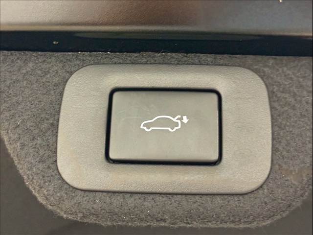 トヨタ クラウンクロスオーバーの画像8