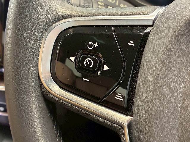 ボルボ XC60の画像8