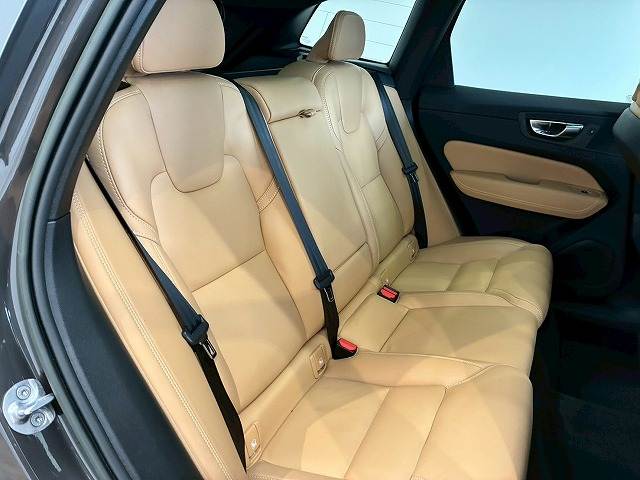 ボルボ XC60の画像10