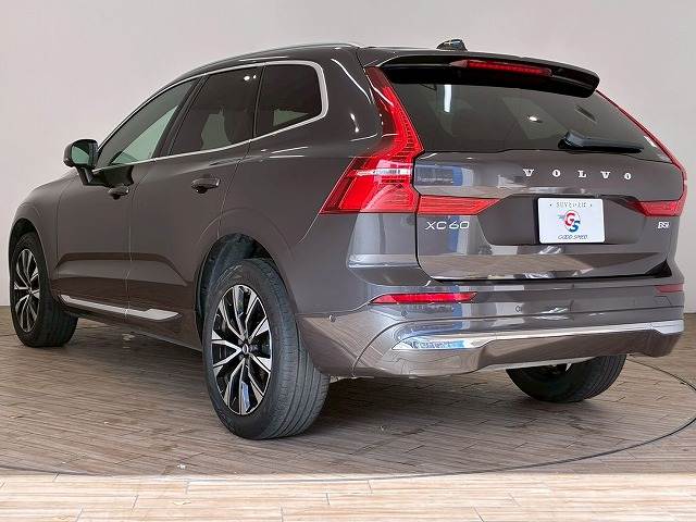 ボルボ XC60の画像17