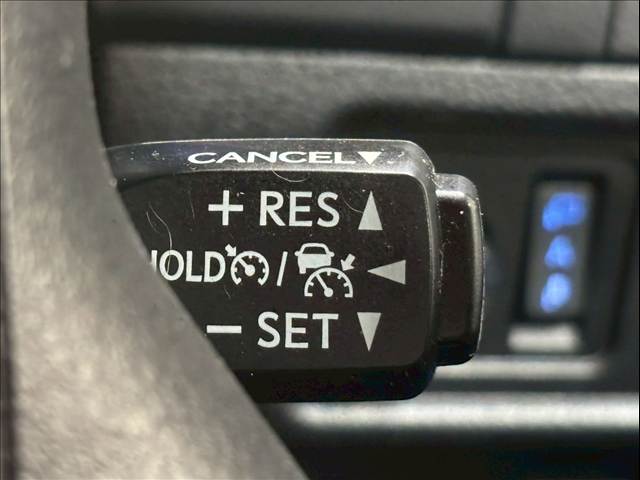 ランドクルーザープラドTX“Lパッケージ” 内装他