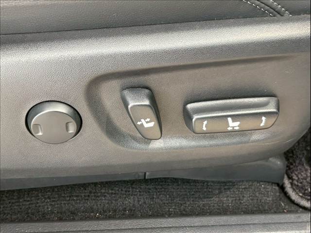 トヨタ ランドクルーザープラドの画像7