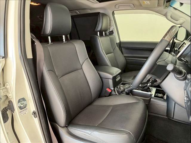 トヨタ ランドクルーザープラドの画像9