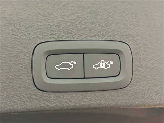 XC40Plus B3 内装他