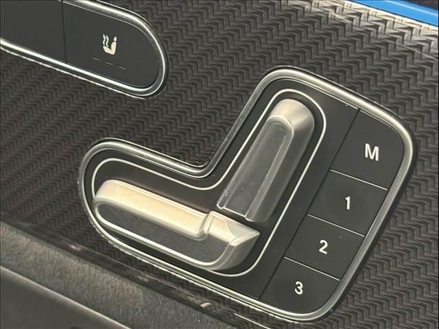 GLA-CLASSGLA 200d 4MATIC AMGライン 内装他