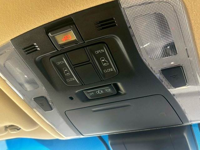 トヨタ アルファードの画像7