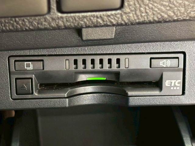 トヨタ アルファードの画像8