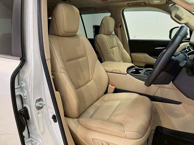 トヨタ ランドクルーザー300系の画像9