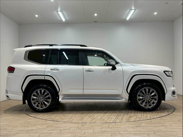 トヨタ ランドクルーザー300系の画像14