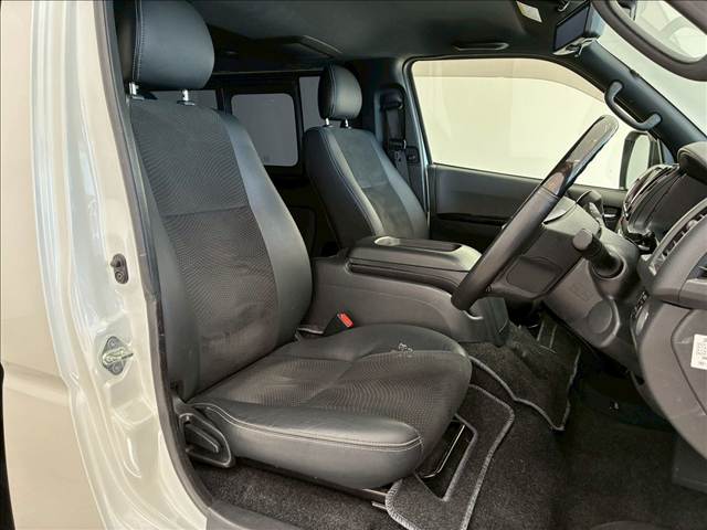 トヨタ ハイエースバンロングボディの画像9