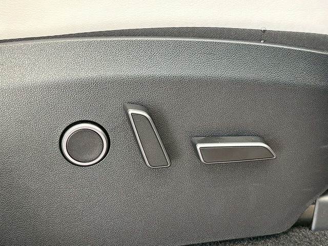 Model Yパフォーマンス 内装他