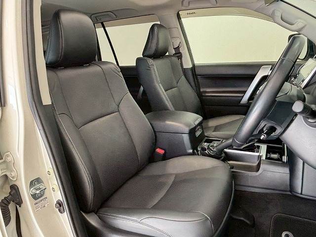 トヨタ ランドクルーザープラドの画像9