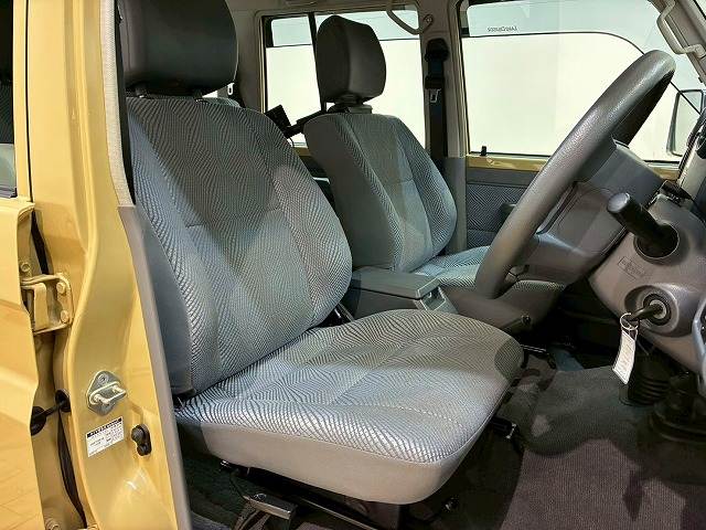 トヨタ ランドクルーザー70系の画像9