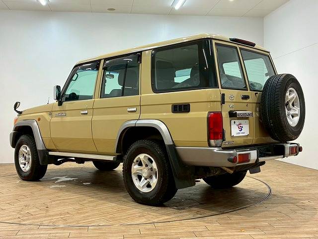 トヨタ ランドクルーザー70系の画像17