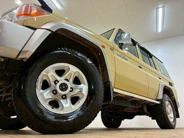トヨタ ランドクルーザー70系の画像18