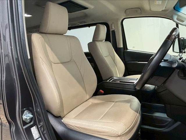 トヨタ グランエースの画像9