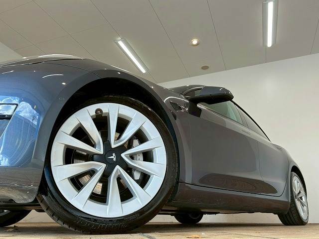 テスラ Model 3の画像18