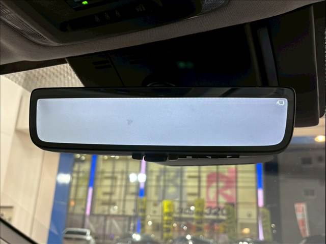 プリウスZ 内装他