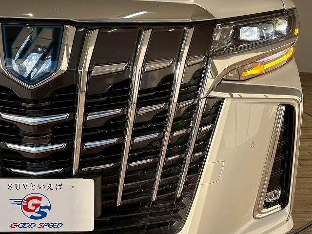 トヨタ アルファードハイブリッドの画像18