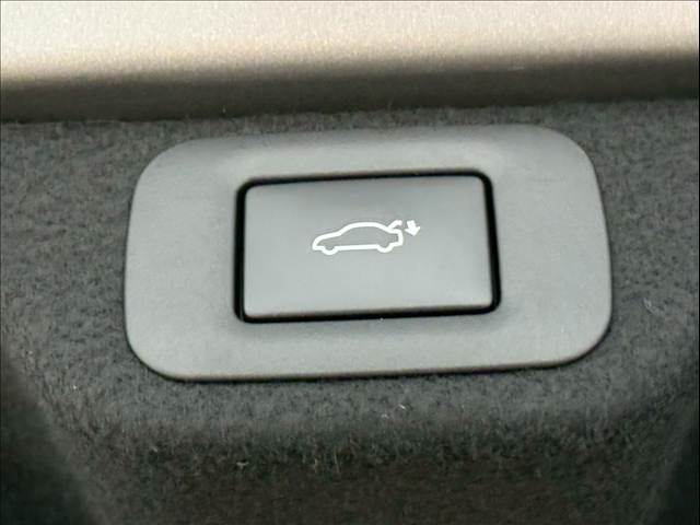 トヨタ クラウンクロスオーバーの画像8