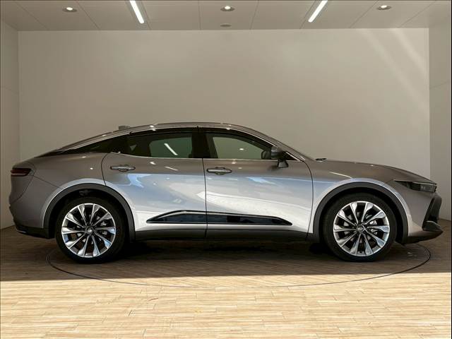 トヨタ クラウンクロスオーバーの画像14