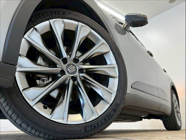 トヨタ クラウンクロスオーバーの画像19