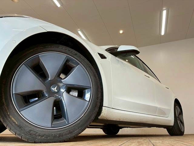 テスラ Model 3の画像18