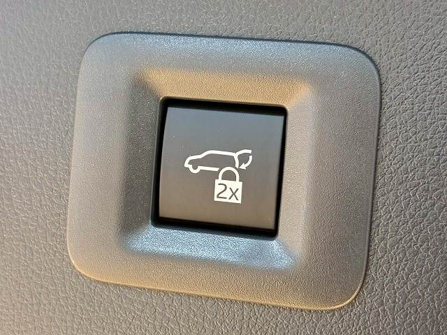 トヨタ ヴェルファイアハイブリッドの画像8