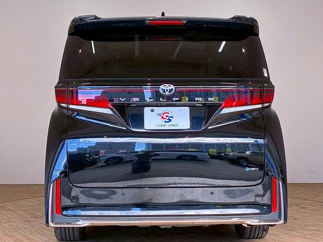 トヨタ ヴェルファイアハイブリッドの画像13