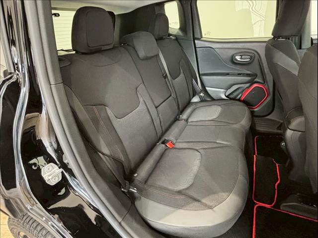 クライスラー JEEP Renegadeの画像10