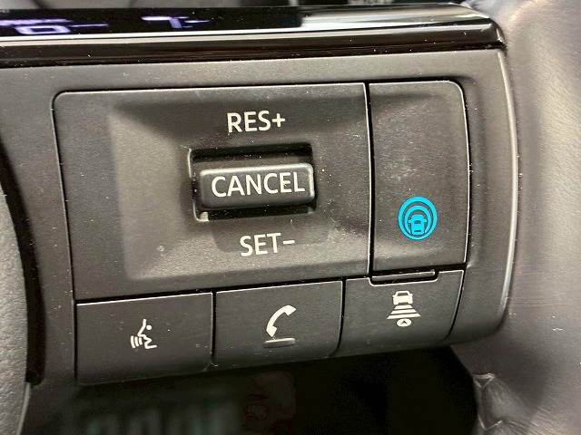 セレナe-POWER ハイウェイスターV 内装他