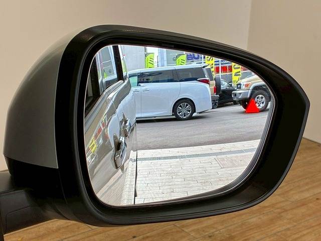 セレナe-POWER ハイウェイスターV 内装他