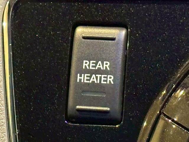 NV350キャラバンロングライダープレミアムGXターボプロスタイルパッケージ 内装他