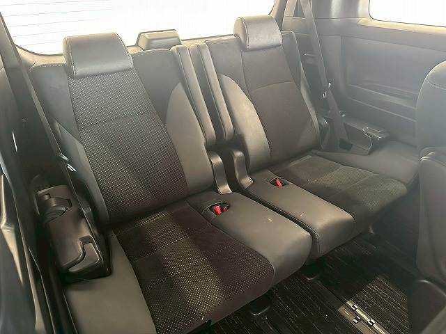 トヨタ アルファードの画像11