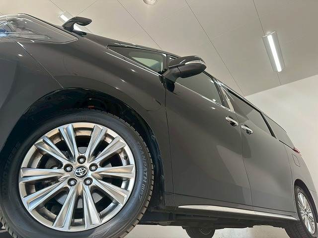 トヨタ アルファードの画像18