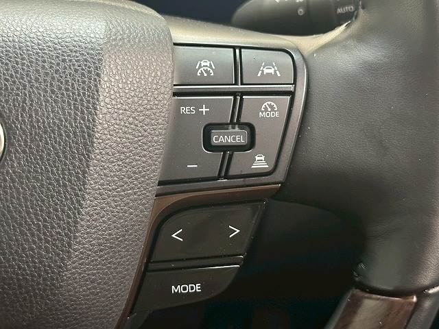 トヨタ アルファードの画像7