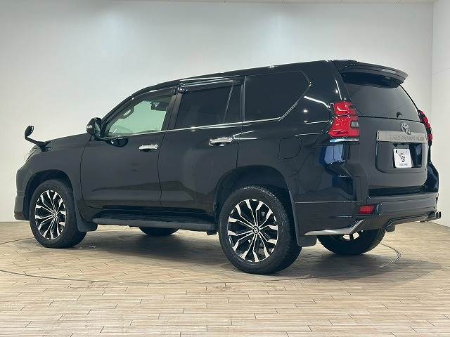 トヨタ ランドクルーザープラドの画像17