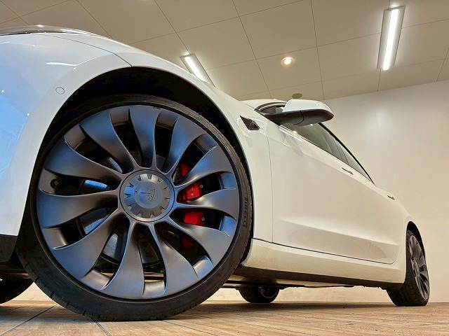 テスラ Model 3の画像18