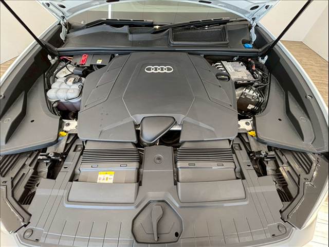 アウディ Q8の画像20